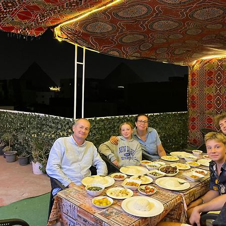 Jana Pyramids View In 3 Bed and Breakfast Kafret el-Gabal Eksteriør billede