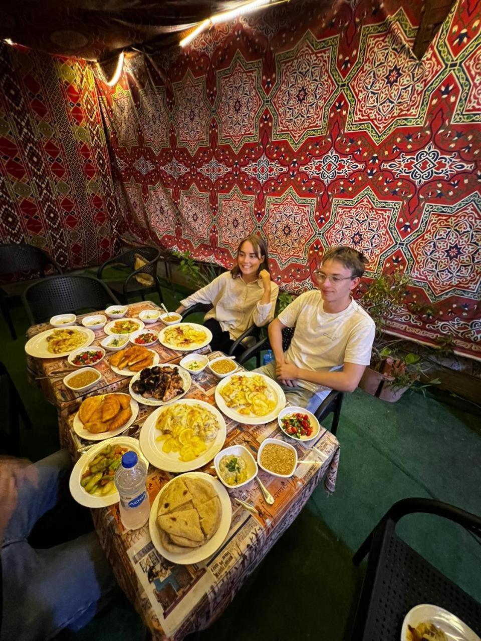 Jana Pyramids View In 3 Bed and Breakfast Kafret el-Gabal Eksteriør billede
