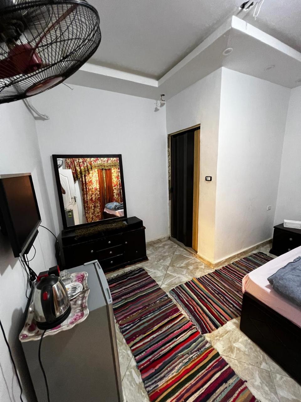 Jana Pyramids View In 3 Bed and Breakfast Kafret el-Gabal Eksteriør billede